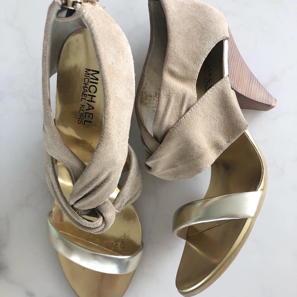 MICHAEL KORS Suede Shoes with Gold Straps - Picture 2 of 10